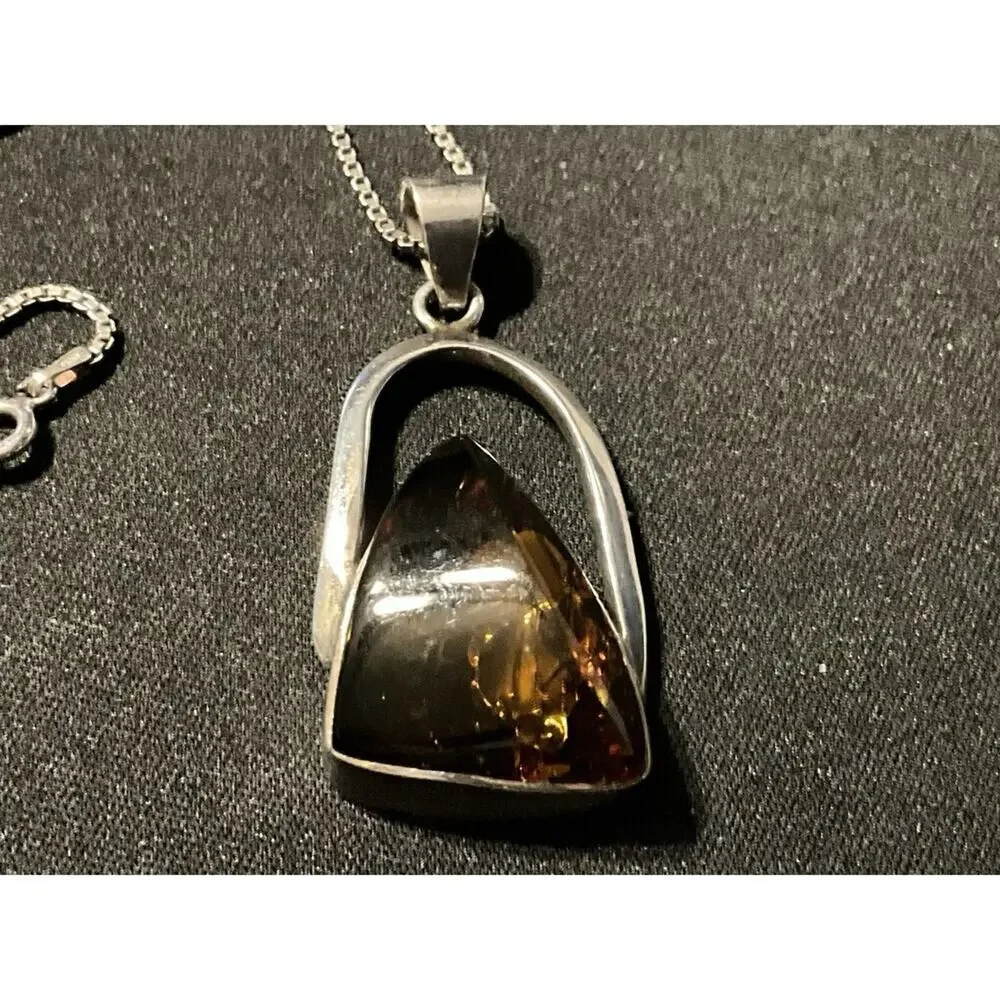 925 Italy Vintage 18in Box Chain Amber Pendant Necklace